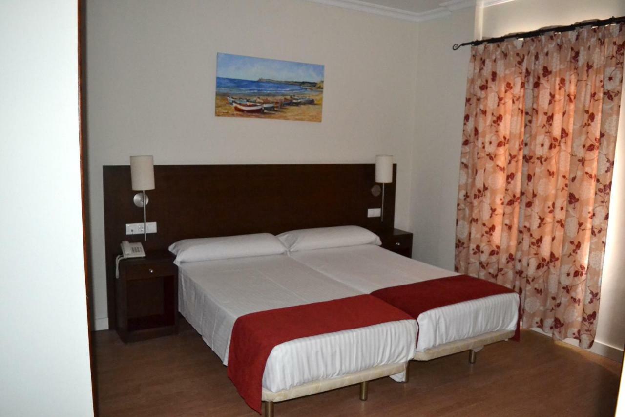 Hostal Al-Andalus Conil De La Frontera Buitenkant foto